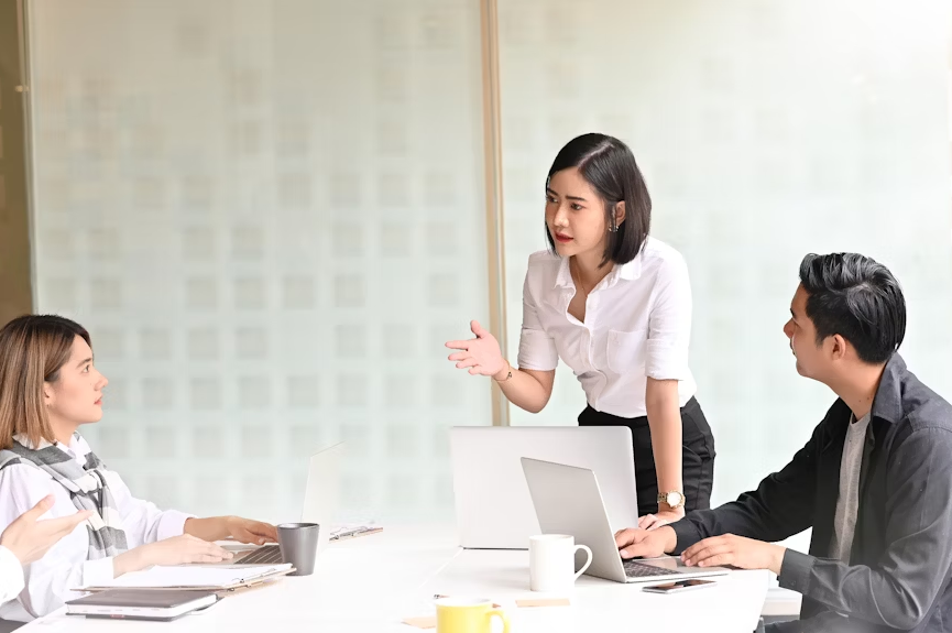 Dịch vụ, thủ tục thay đổi người đại diện pháp luật...